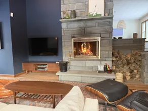 Creekside Retreat•Fire Pit•Game Room•Dog Friendly - Image 3