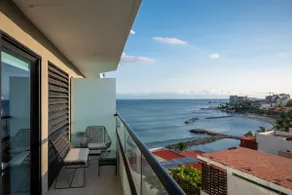 Condo in Bucerías Oceanfront Narval Norte - Image 4