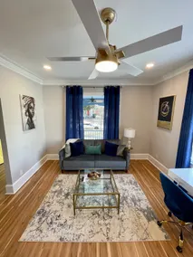 30 Lane Beautiful Home Historic Downtown Columbia - Image 5
