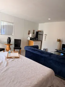 Home Suite Home - Image 4