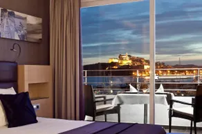 Frontal Sea View Deluxe Room at Hotel OD Ocean Dri - Image 2