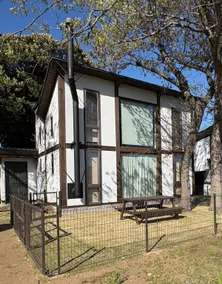 New natural grass dog run! Detached villa with a large private pool. BBQ stove available for rent! Walking distance to the Uchibo Line. - Image 2