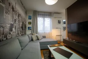 Mac N2 City Center Designer Apartment Free Parking - Image 2