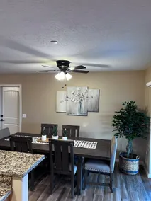 Comfy Home/ Travel Nurse/Work/ long Stays - Image 3