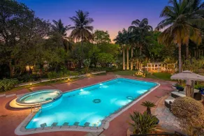 Luxury 2BR Villa w/Pool/Breakfast & Golf Bangalore - Image 2