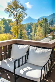 Gorgeous 2BR/2BA Condo in downtown Leavenworth - Image 2