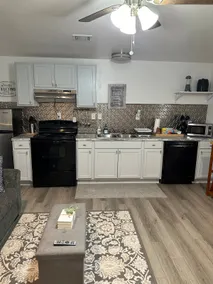 Janie’s cottage - Image 2