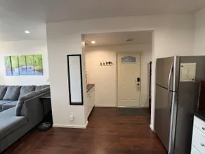 115#201 / Downtown Bliss, Sleeps 7, free Parking - Image 4