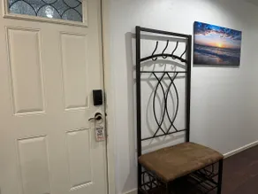 115#201 / Downtown Bliss, Sleeps 7, free Parking - Image 3