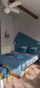 Studio by the pond - Image 5