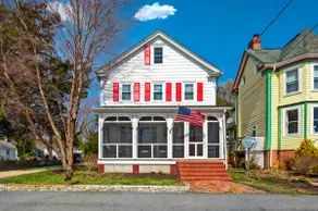 Waterfront Historic Gem w/ Kayaks & Fire Pit - Image 3