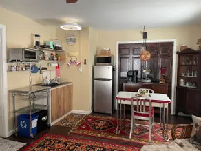 Sunny Side Airbnb (dog friendly) - Image 2