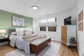 2BD House, Fully fenced yard, 20 min to downtown - Image 4