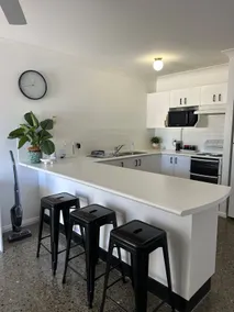 Location + Conveniences - Image 5