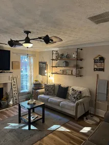 Southern City Farm House sleeps 18+ - Image 2