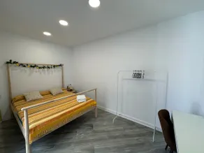 Suite & Simple · Entire Apartment - Image 2