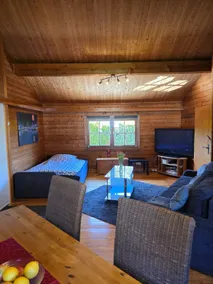 Cozy vacation home in a suburban location - Image 5