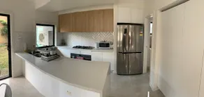 Coburg Lake Retreat · Near-new 3BR, Sleeps 7 - Image 4