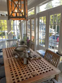 THE COVE :New England Nautical charm - Image 3