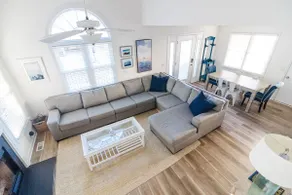 Water view! private beach access! - Image 3
