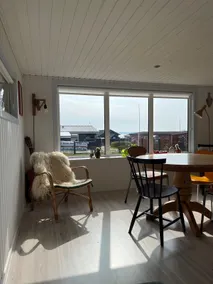 Cottage 50 meters from the beach with ocean views. - Image 4