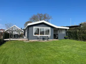 Cottage 50 meters from the beach with ocean views. - Image 2