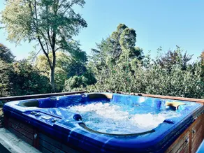Mountain Villa with Spa and Lush Gardens - Image 3