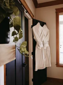 Smoky Mountain Retreat-Peaceful & Private Stay - Image 3