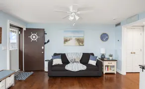 Immaculate Airy Retreat 300ft to Beach & Boardwalk - Image 2