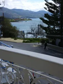 Karystos Central Luxury App, balconies & sea view - Image 4