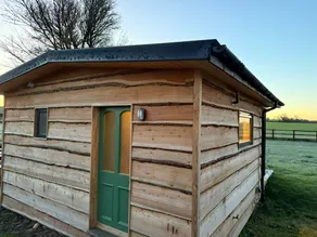 Deer Cabin @ Hogwood Lodge - Image 2