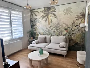 Small Villa Charles 7 mins by bike from the embankment - Image 5