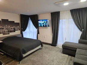 Royal View • Work & Relax • Free Parking - Image 3