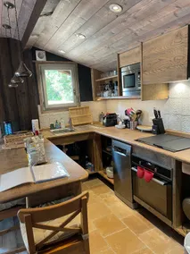 Cosy Forest Cabin (Ty Bach) 500m from the Ocean - Image 3