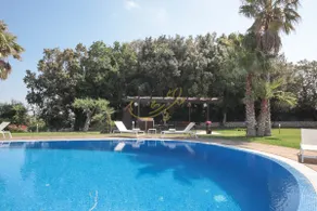 TD Trulli Bruco Large Pool for Family Fun - Image 5