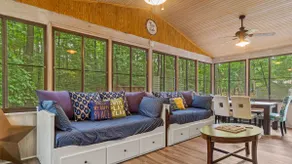 Lake Gaston cozy water front cottage, boat slip - Image 3