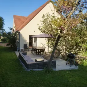 Villa 500 m from the D-Day landing beaches with panoramic sea and bocage views. - Image 2