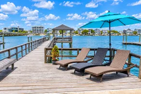 Experience the island lifestyle, live like a local! 4Br/3.5ba waterfront duplex. - Image 4