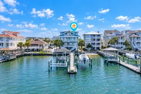Experience the island lifestyle, live like a local! 4Br/3.5ba waterfront duplex. - Image 2