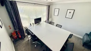 Monopoly Place-4 Bedrooms & 4 Work”Station” Office - Image 5