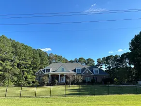 Big Amazing Pristine Home on 1.6 Acre with Gate - Image 2