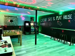 Casino Stay & Play House - Image 4