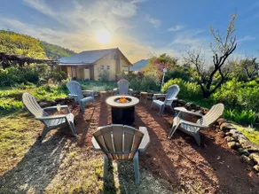 Cozy Lakefront Retreat - Private Trails & Beach - Image 2