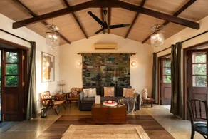 Bay Watch | 3BR Beachfront Villa, Pool & Bonfire - Image 2