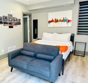 Modern Studio - Walk to Dining, Music & Downtown - Image 2