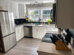 Cute 3 bedroom 1 bath house close to Old Port - Image 3