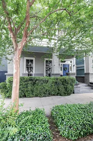 Gorgeous Historic Suite, Steps from Forsyth Park! - Image 2