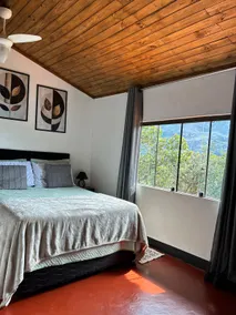 Rustic Chalet - Image 4