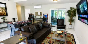 Relaxing wine Country Retreat w/ Jacuzzi + Firepit - Image 4