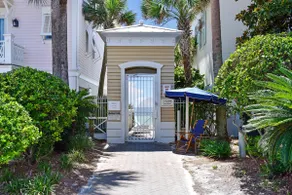 Vast Cay Castle With Private Beach And Game Room - Image 5